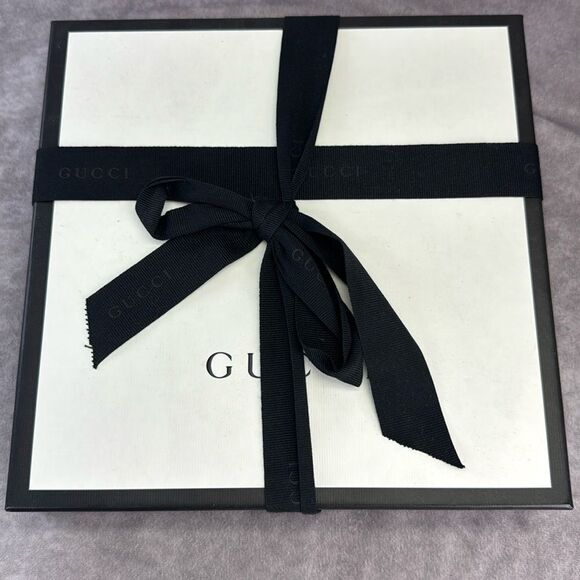 Gucci Scarf Accessory Storage Box - Picture 1 of 3
